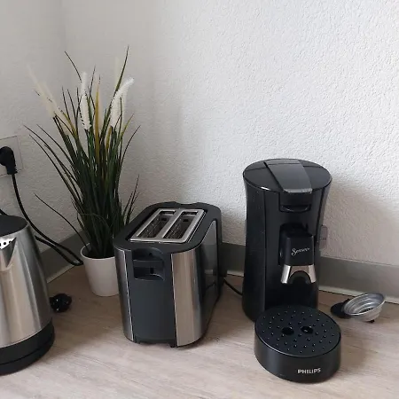 Apartment Platz Fuer Gruppen - 4 Schlafzimmer Mit Tv, Kueche, Bad Ulm